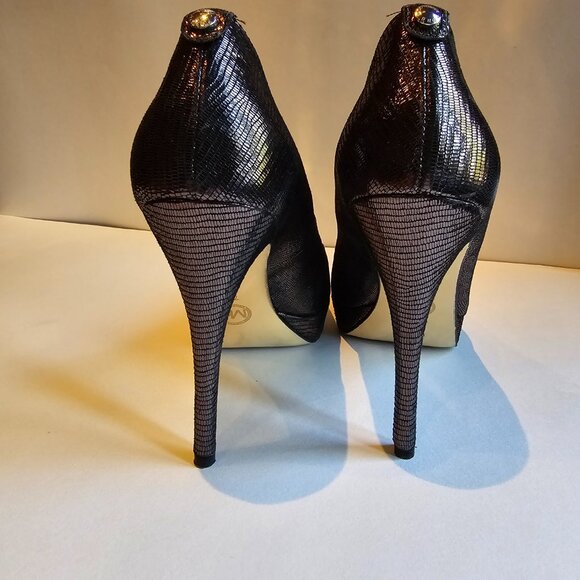 Michael Kors  black Pump - Picture 5 of 9